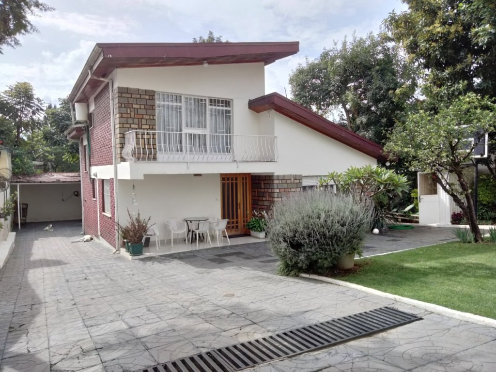 House listed on Diplomat Corner